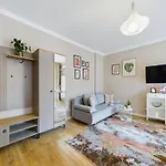 Stylowe Blisko Centrum Krakowa By Renters Krakov