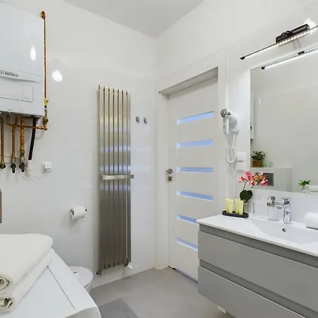 Stylowe Blisko Centrum Krakowa By Renters * Cracovia