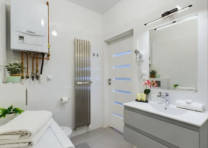 Stylowe Blisko Centrum Krakowa By Renters * كراكوفيا